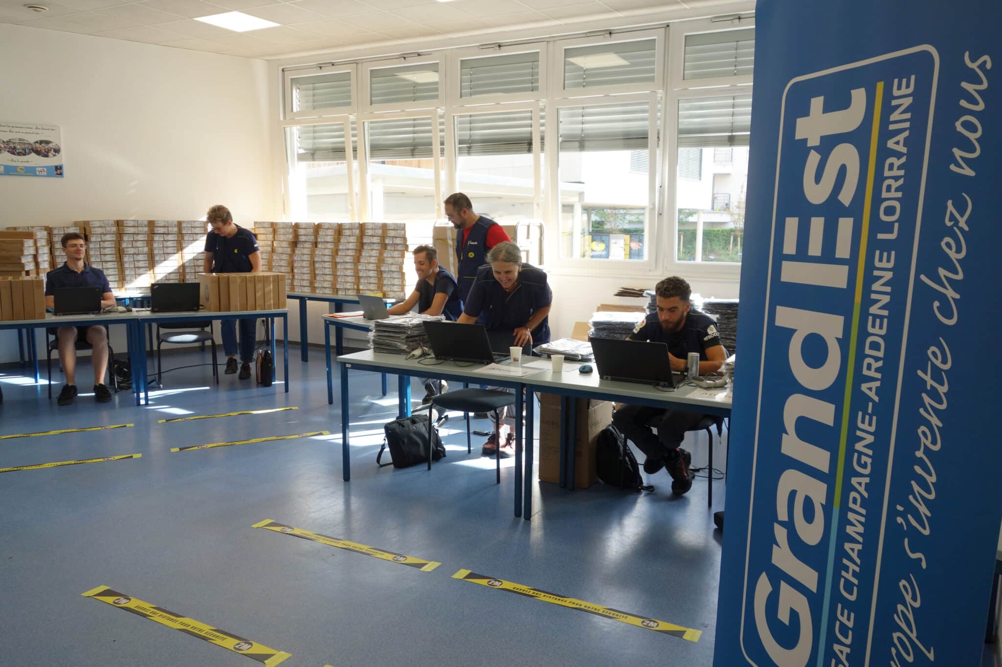 LYCÉE Distribution des PC par la région Grand Est aux élèves de 2de Institution Notre Dame